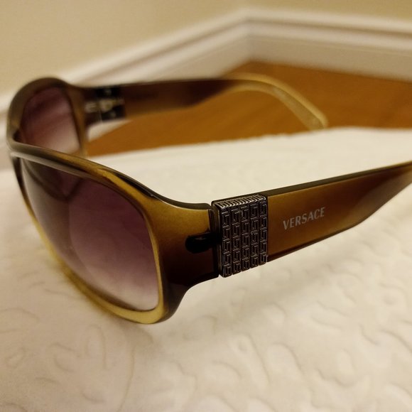 Genuine Versace Sunglasses - Picture 1 of 7